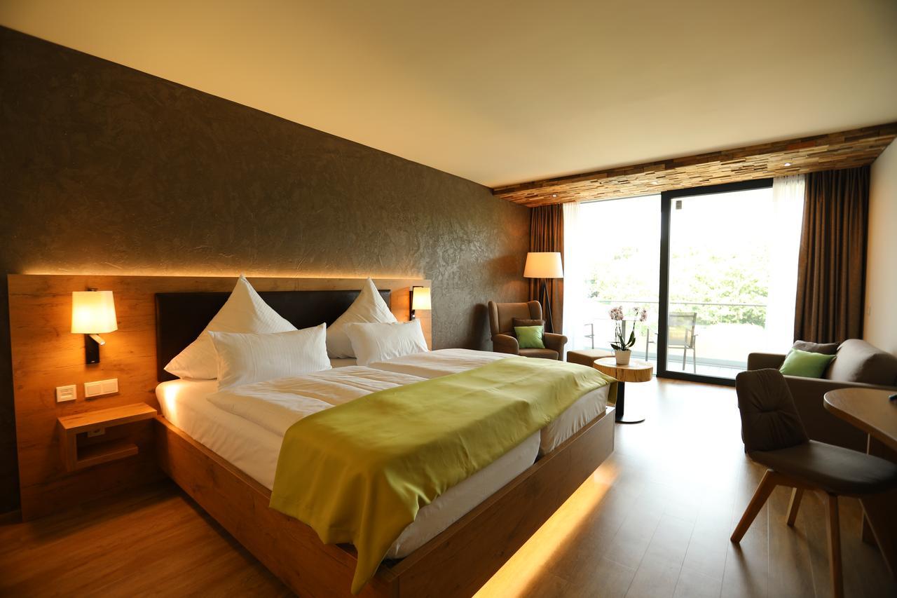 Peters Hotel & Spa Хомбург Екстериор снимка
