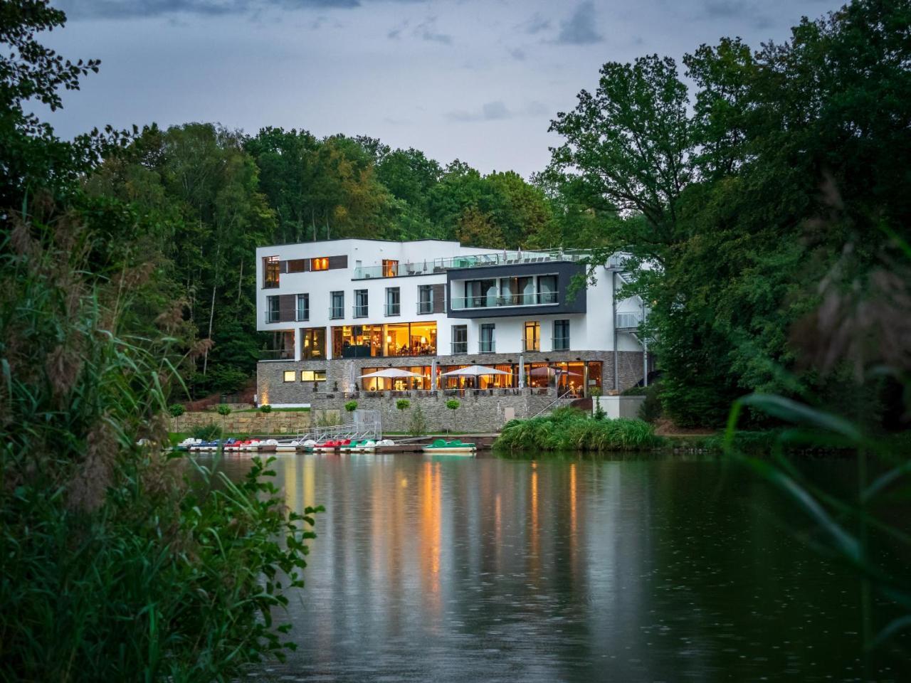 Peters Hotel & Spa Хомбург Екстериор снимка