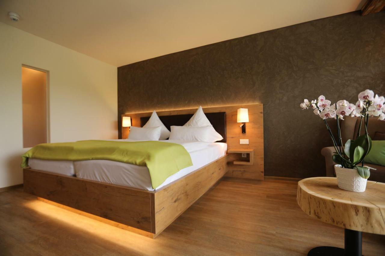 Peters Hotel & Spa Хомбург Екстериор снимка